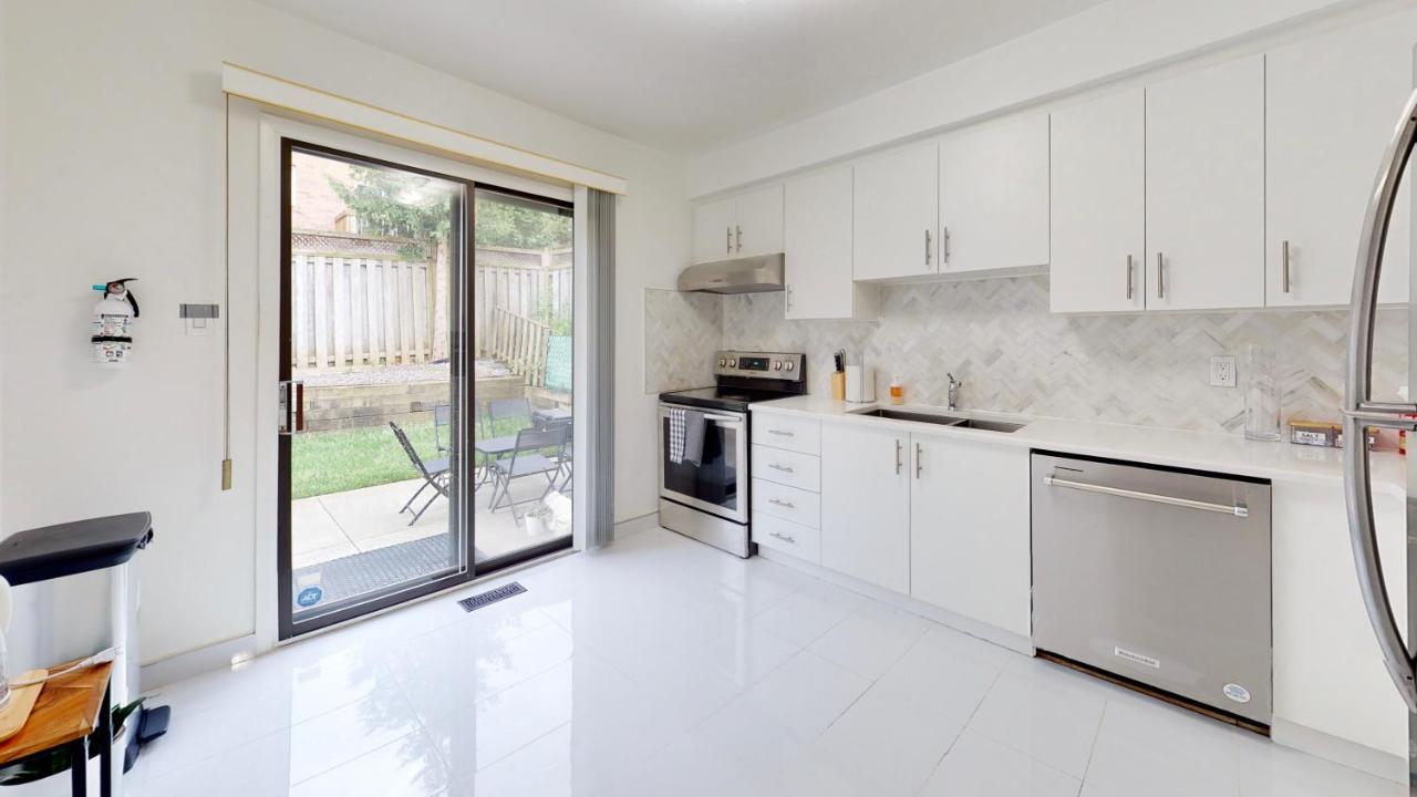 Modern Bright Cozy 3Bed 3Bath Vacation House In Ajax, Greater Toronto Area Gta, On, Canada Εξωτερικό φωτογραφία